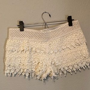Tillys Others Follow - Crochet shorts